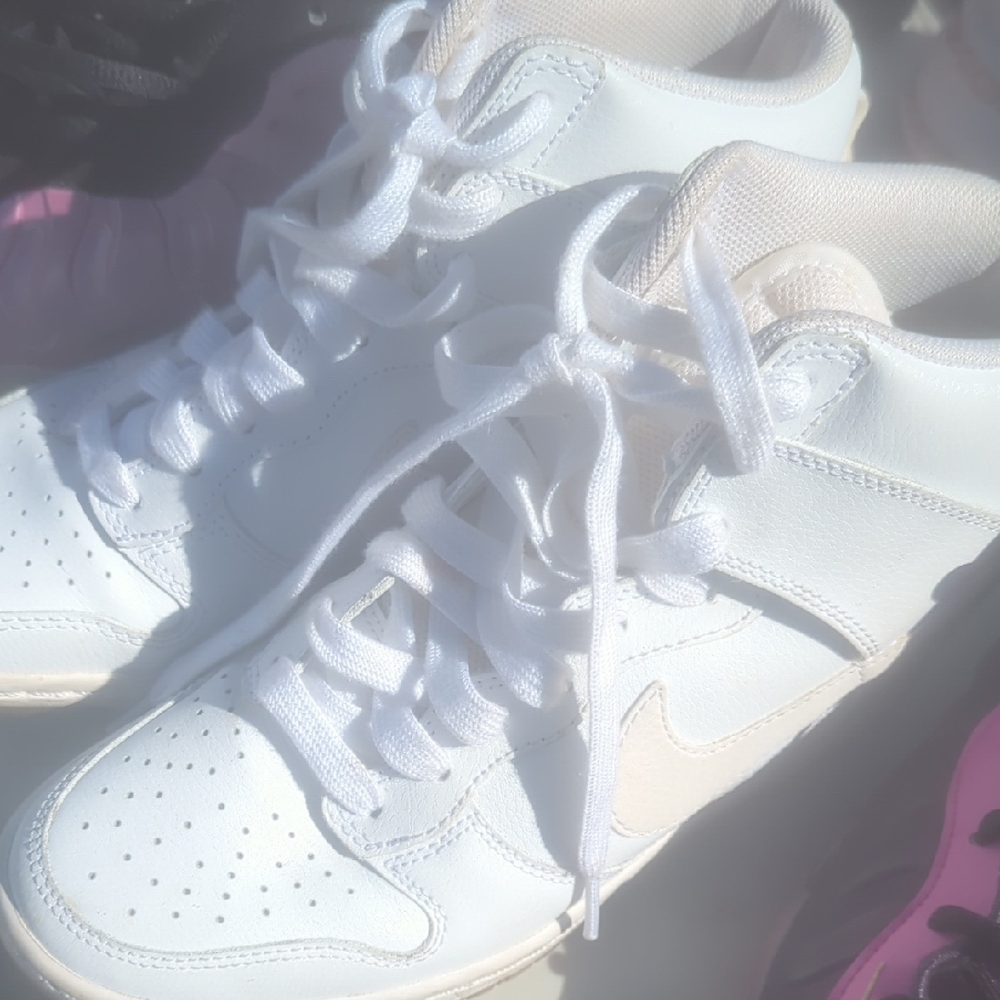 Nike Women's White and Cream Sneakers